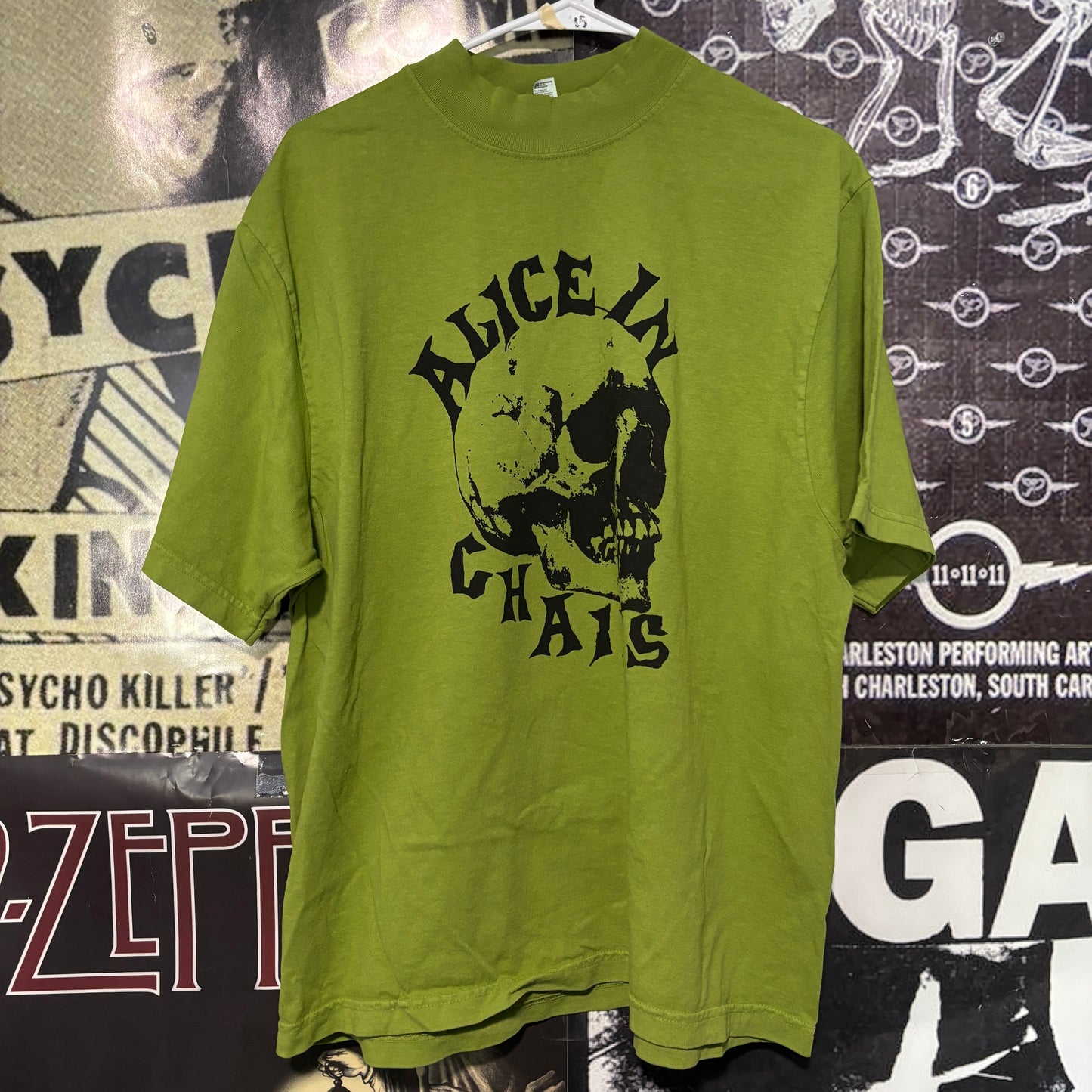Alice In Chains green full size tee