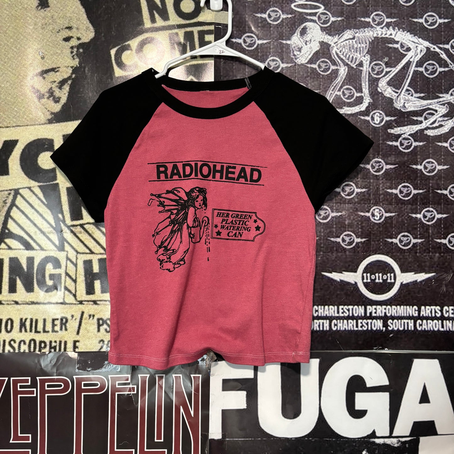 Radiohead red/black raglan (one size)