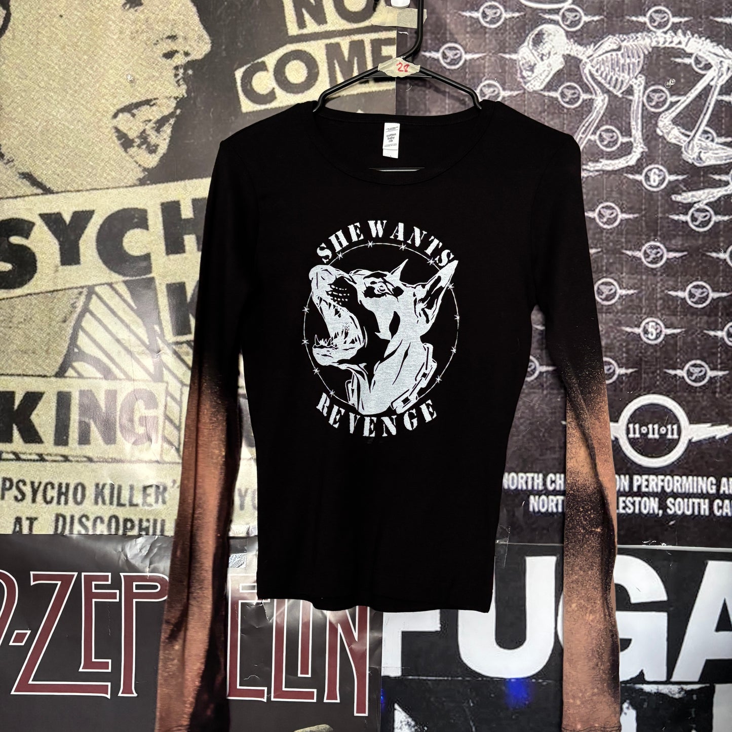 She wants revenge black bleach long sleeve MED/LAR