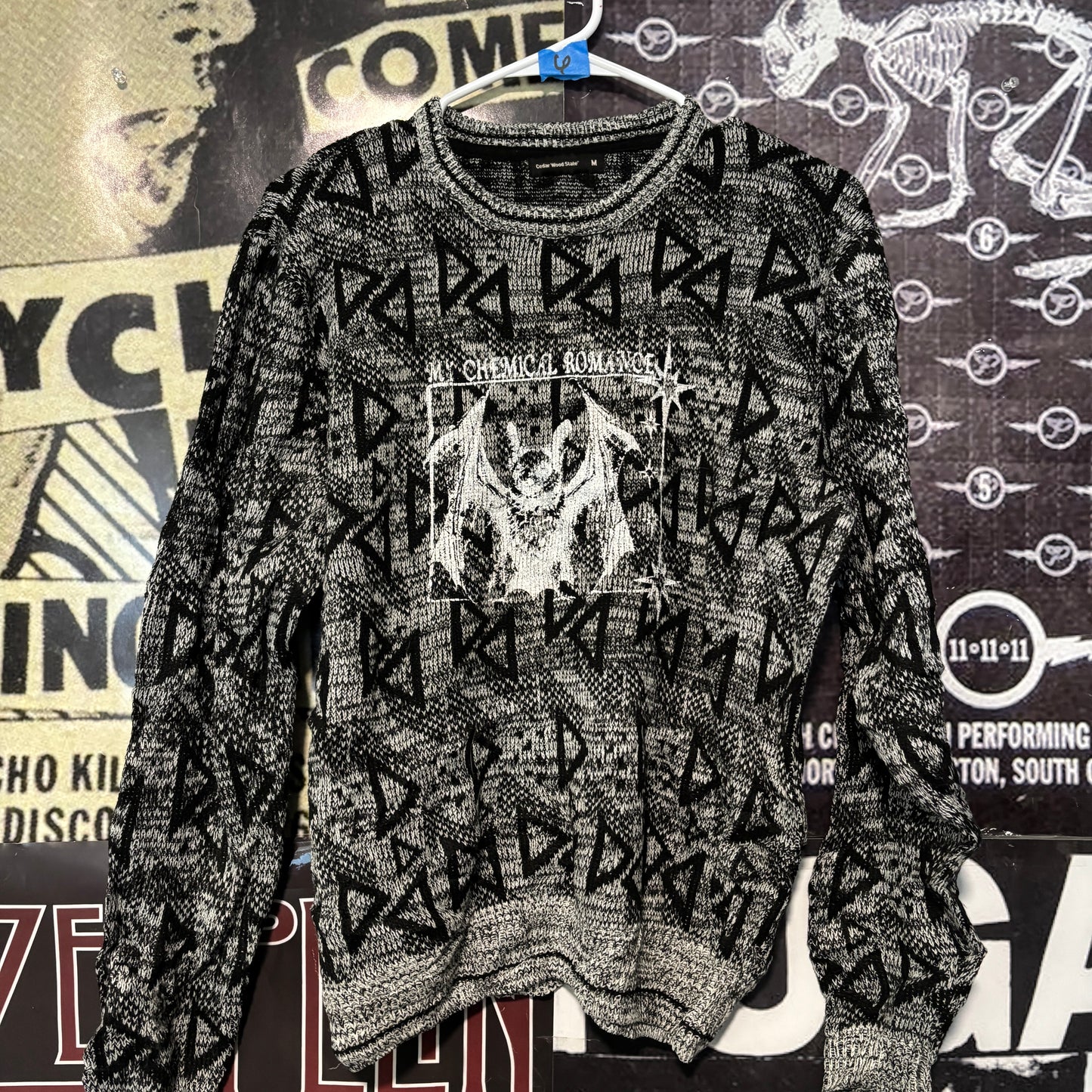 6 my chemical romance sweater LAR