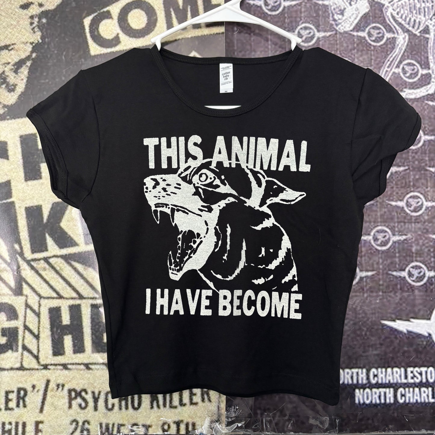 Animal become black crop baby tee