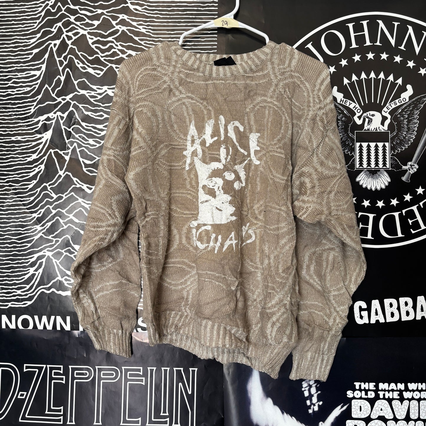 29 Alice In Chains sweater SM/MED