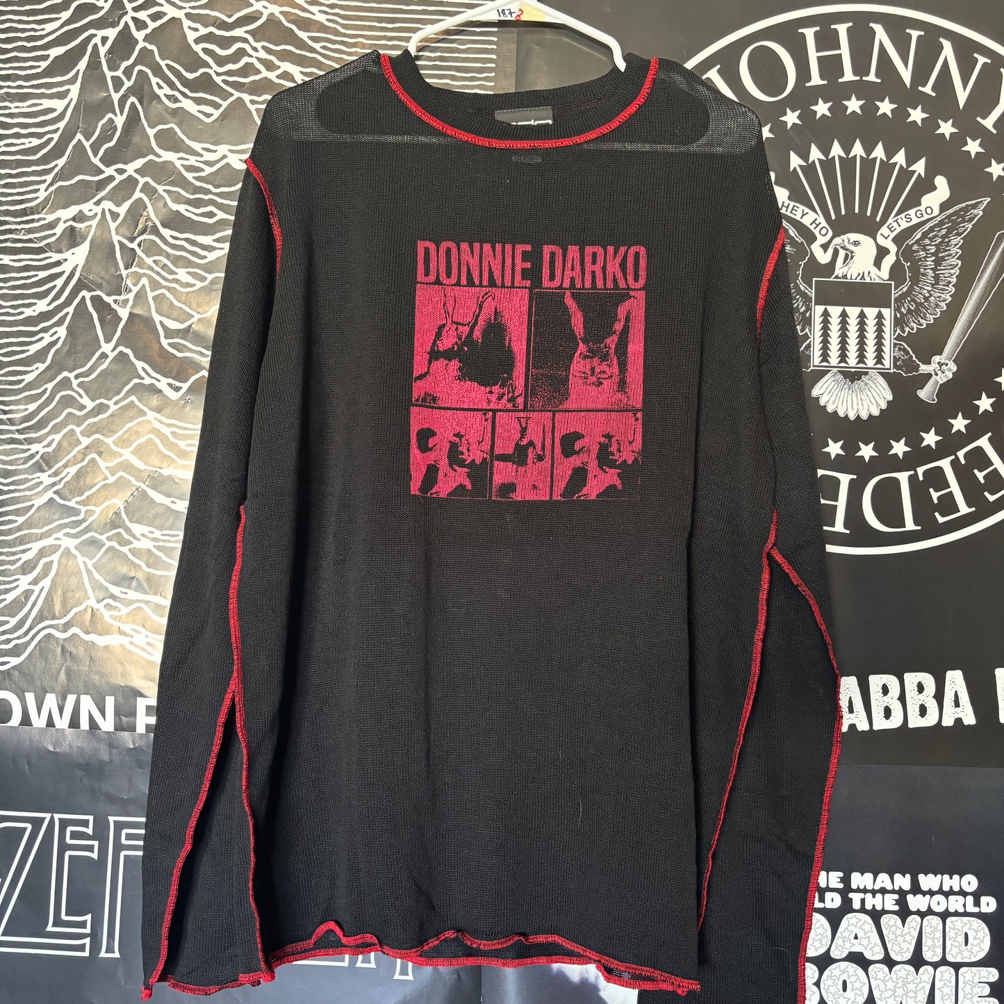 Donnie darko black/red mesh long sleeve LAR/XL