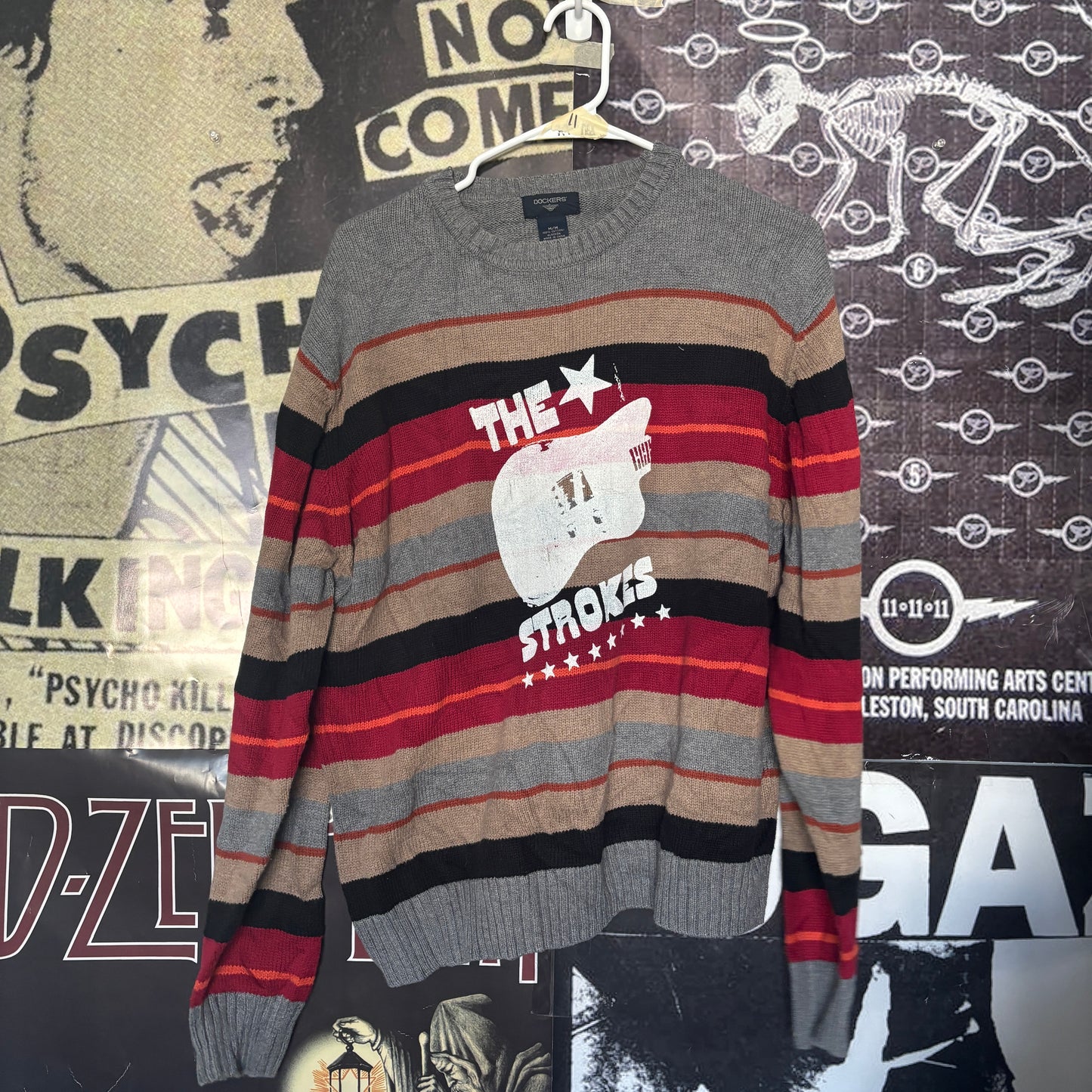 11 the strokes sweater MED/LAR