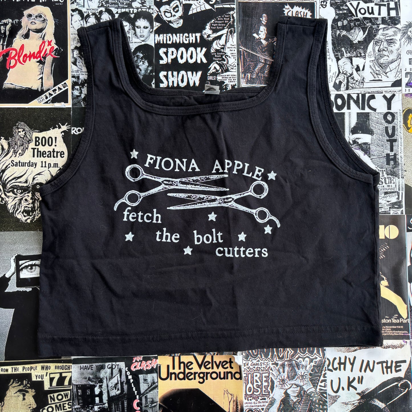 Fiona Apple black crop tank SM/MED