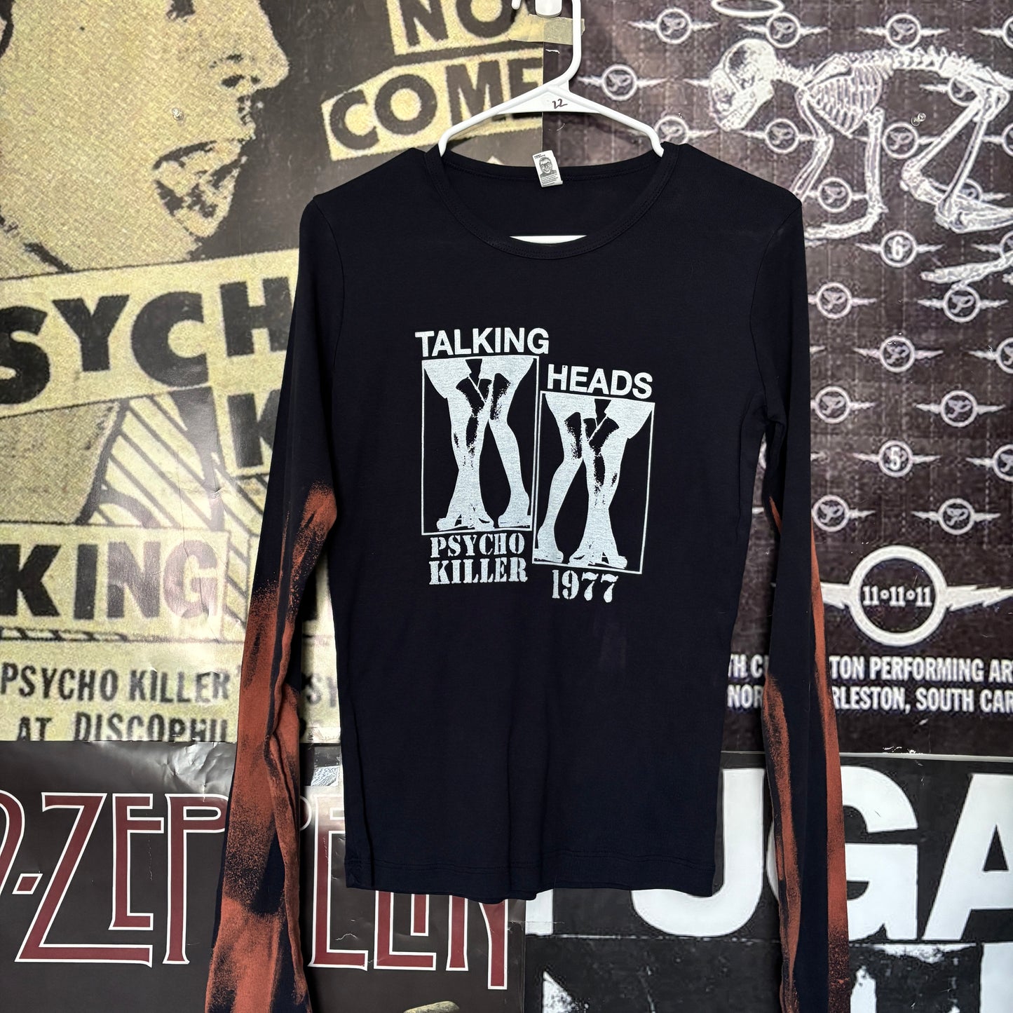 Talking heads navy bleach long sleeve MED/LAR