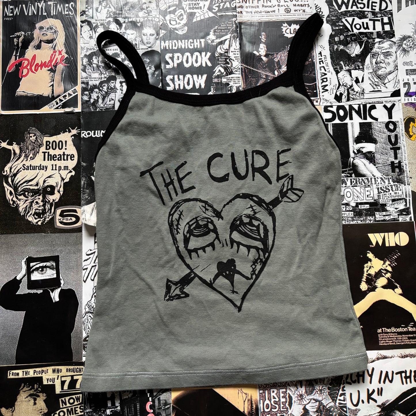 The cure olive/black tank MEDIUM