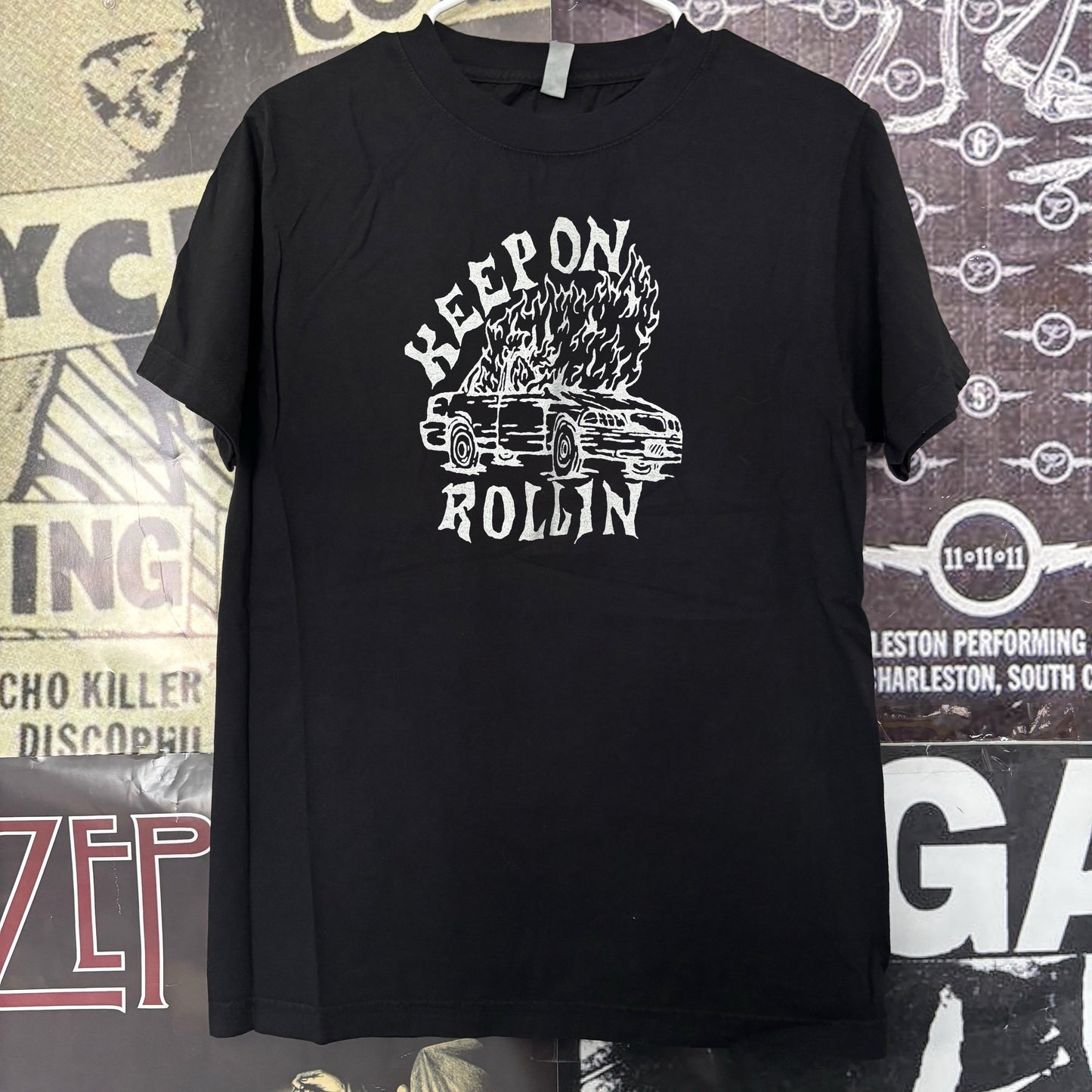 Rollin black full size tee