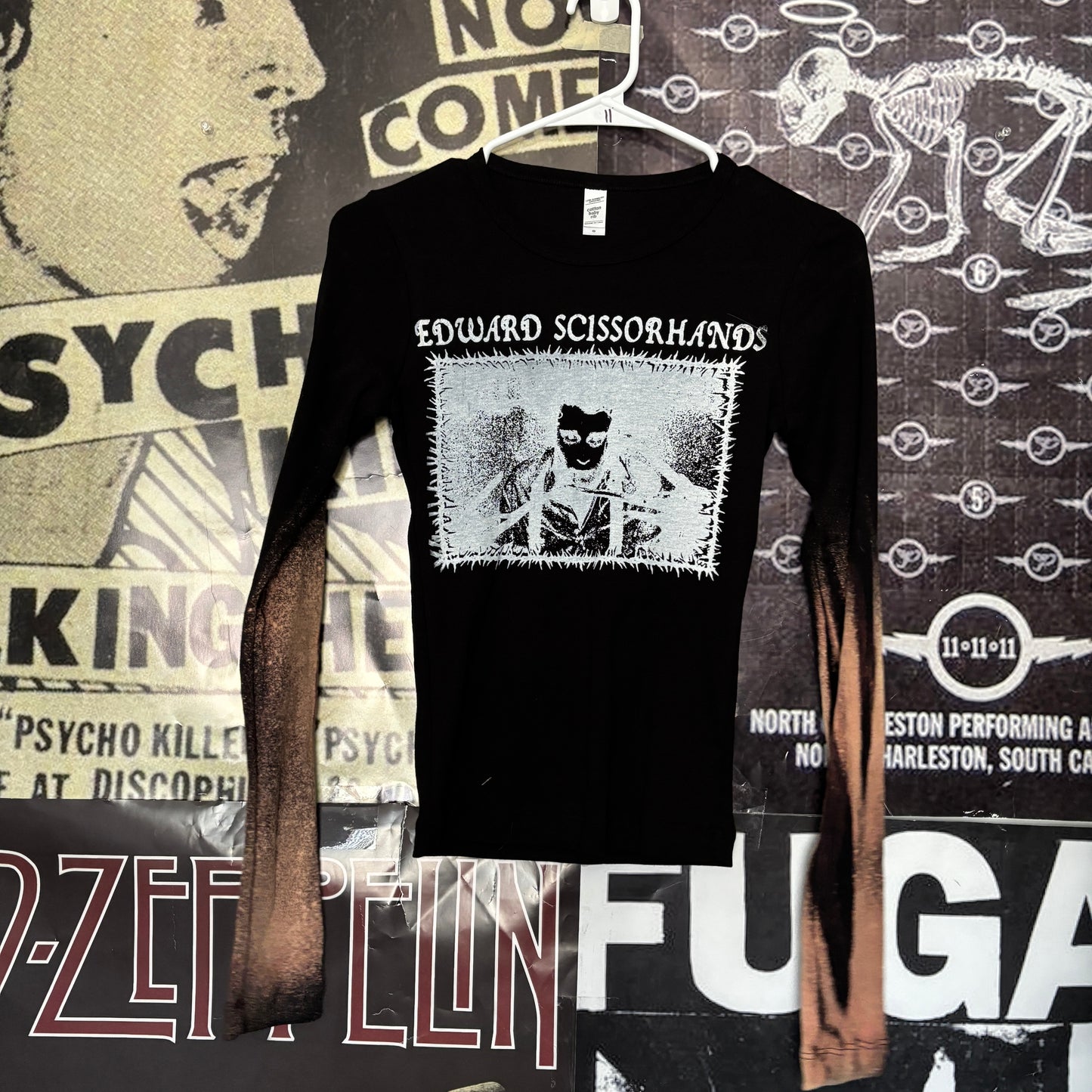 Scissorhands black bleach long sleeve SM