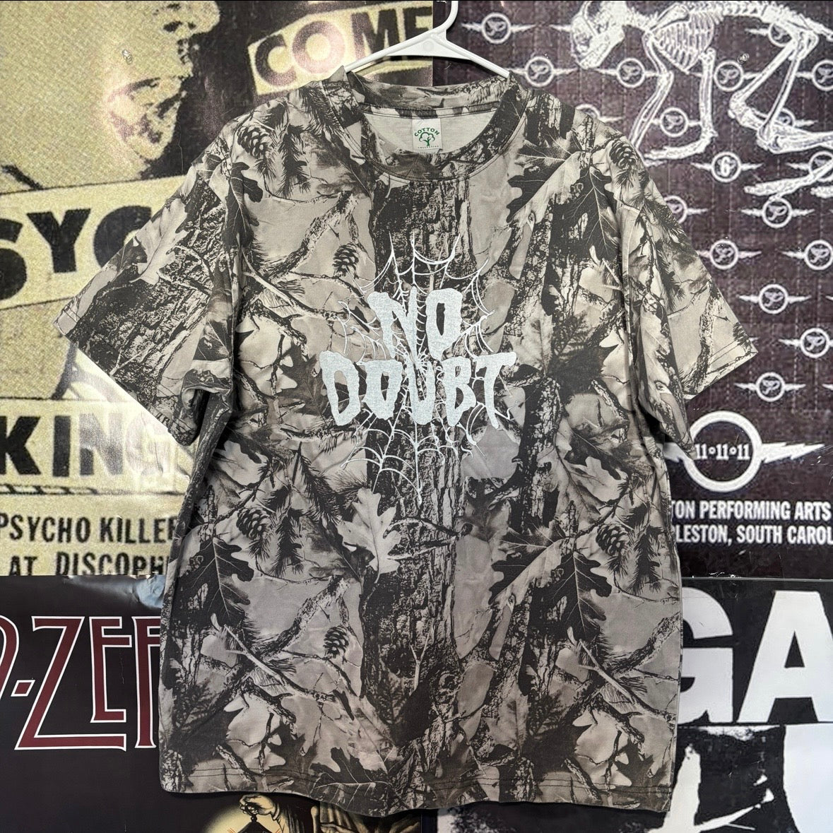 No doubt grey camo t-shirt