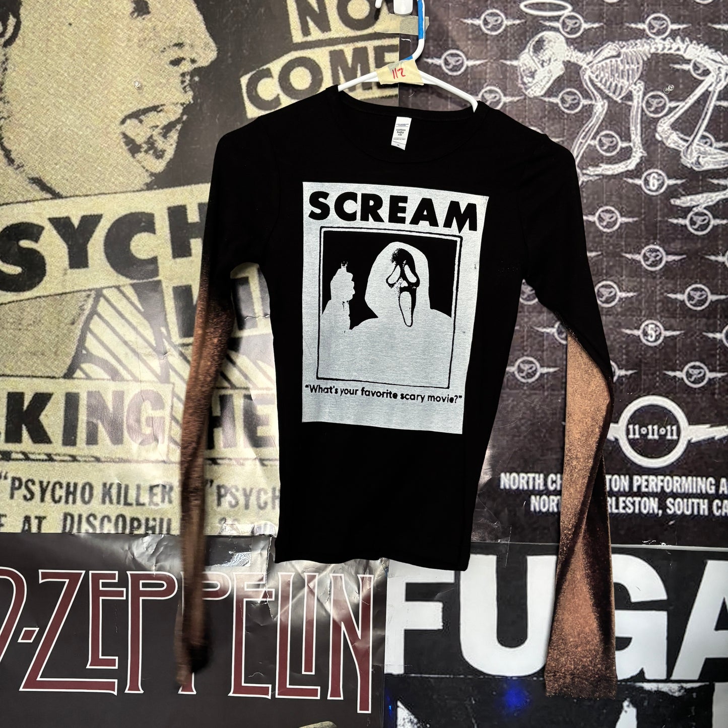 Scream black bleach long sleeve SM
