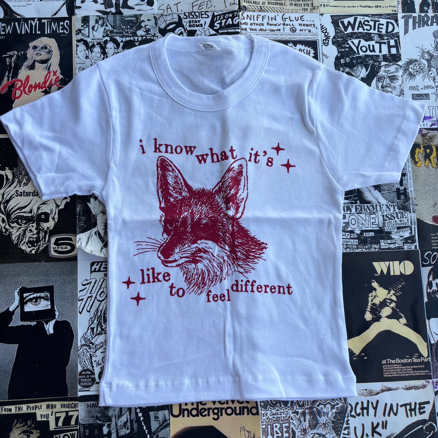 Mr fox white/red baby tee XS