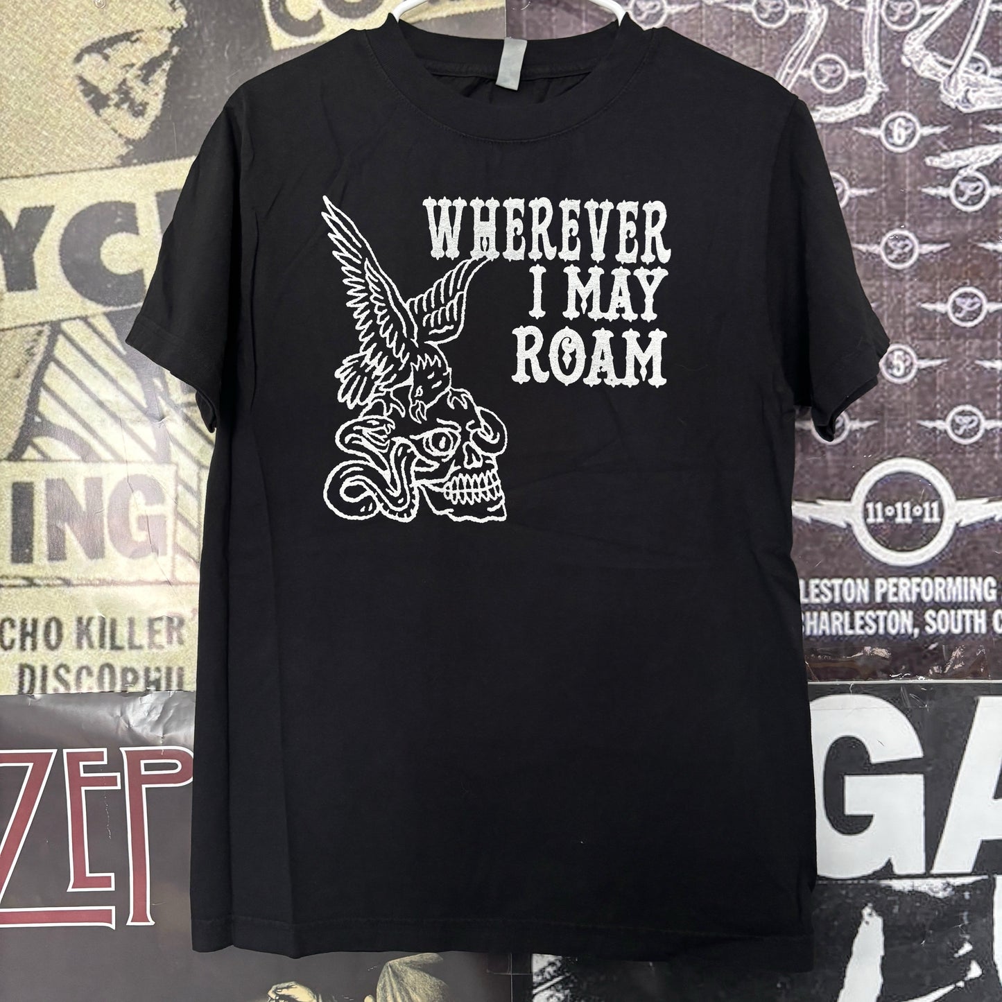 Roam black full size tee