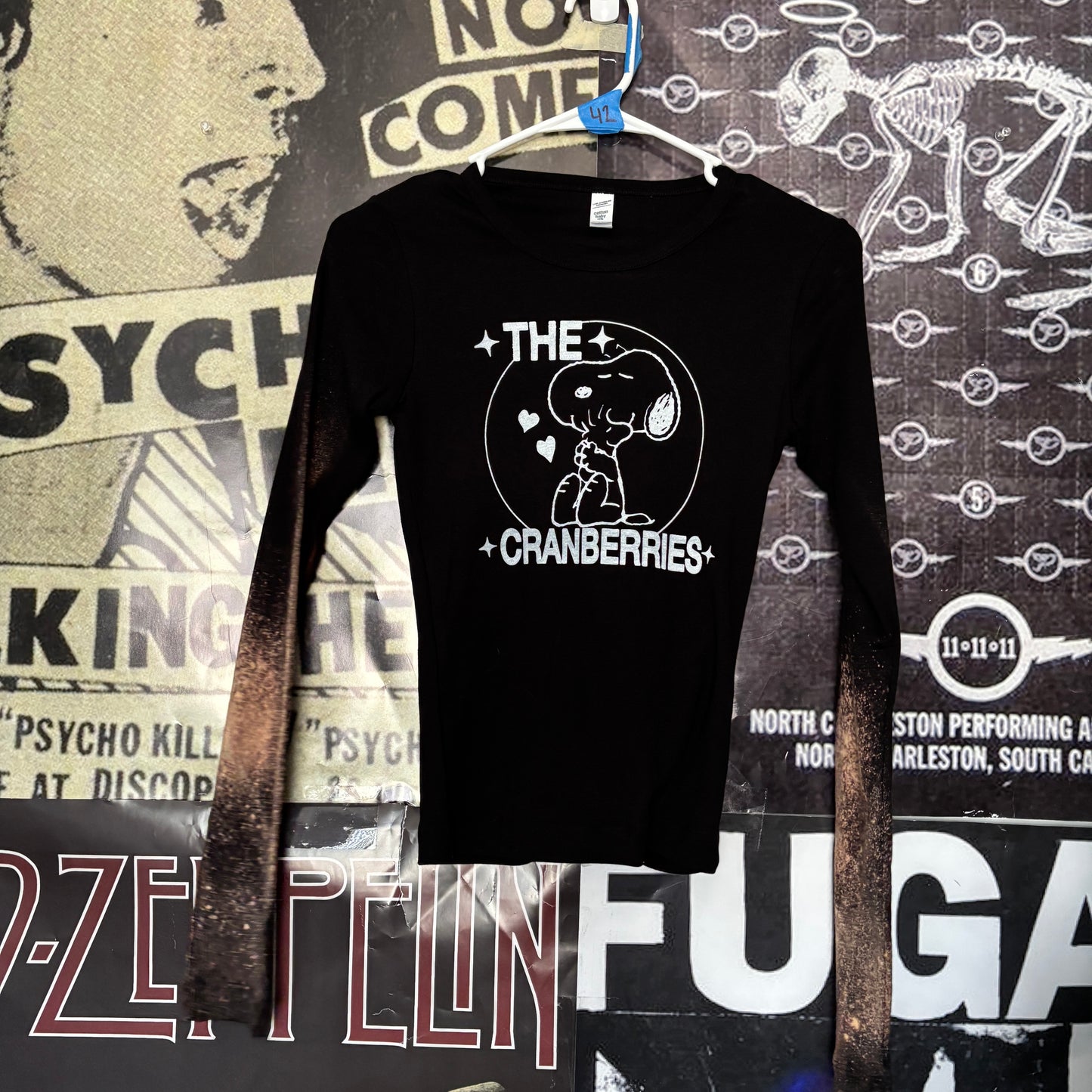 The cranberries black bleach long sleeve SM
