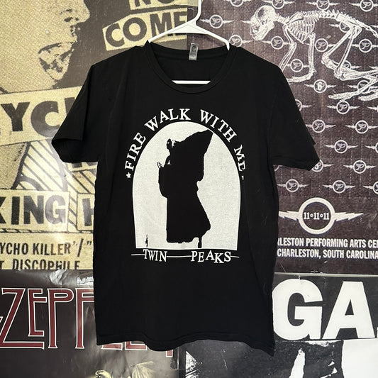 twin peaks walk black boyfriend tee