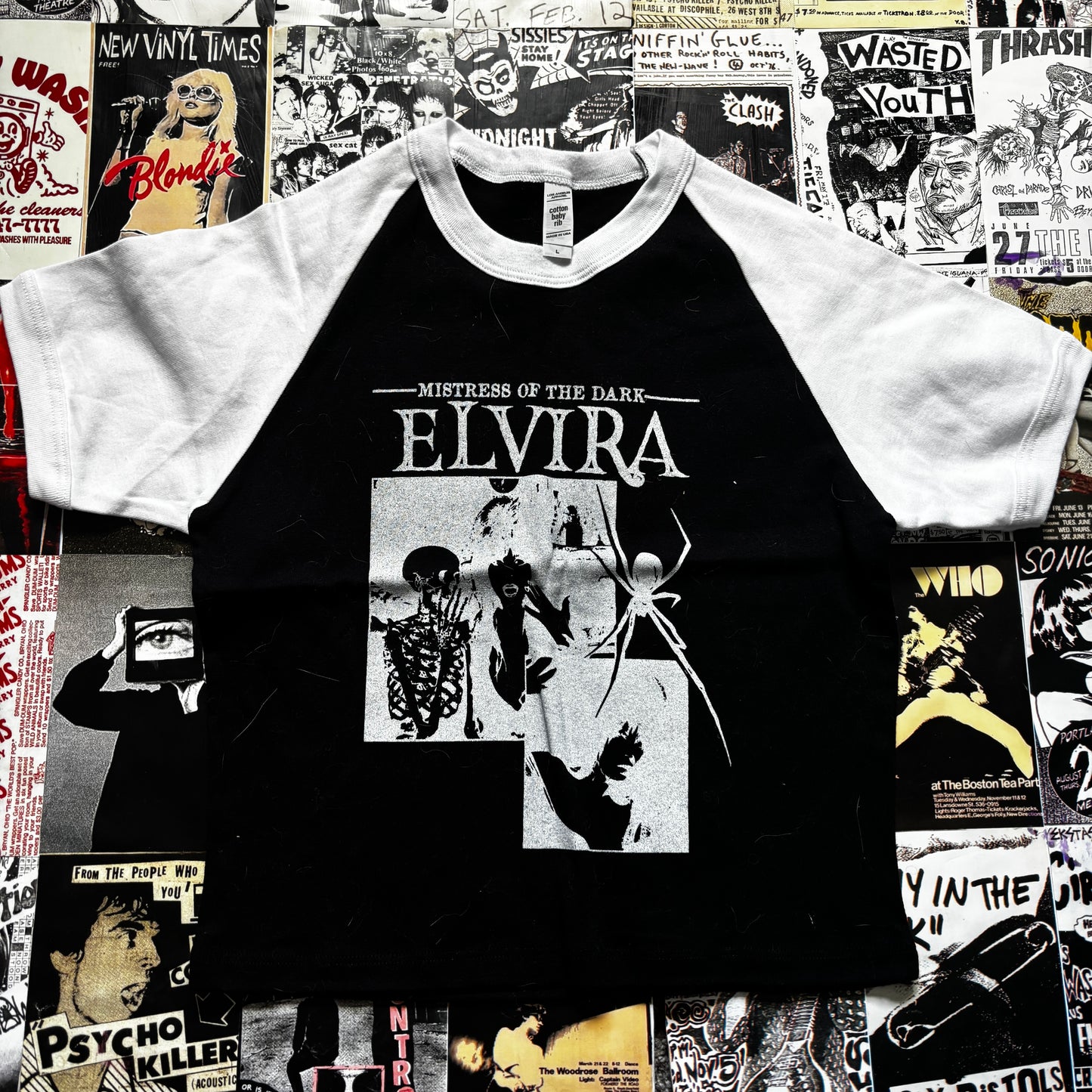ELVIRA B&W RAGLAN LARGE