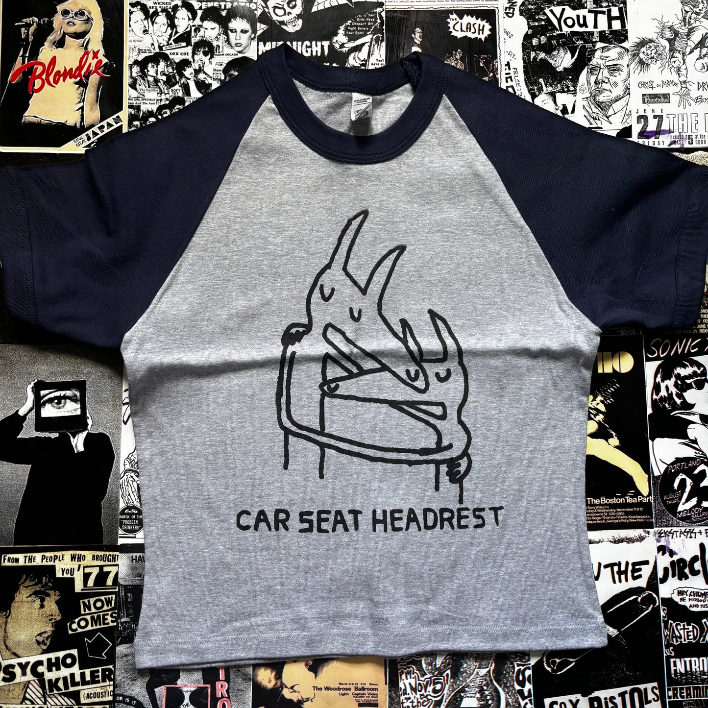 CAR SEAT NAVY RAGLAN LARGE