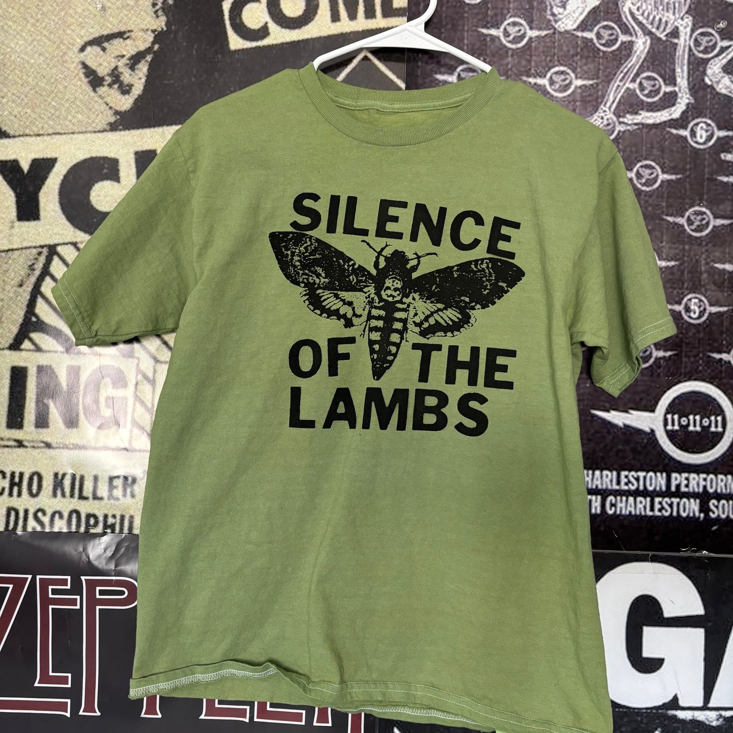 SILENCE green tee SM/MED