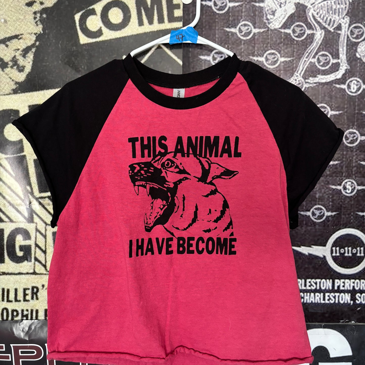 ANIMAL red/black crop raglan tee SM/MED