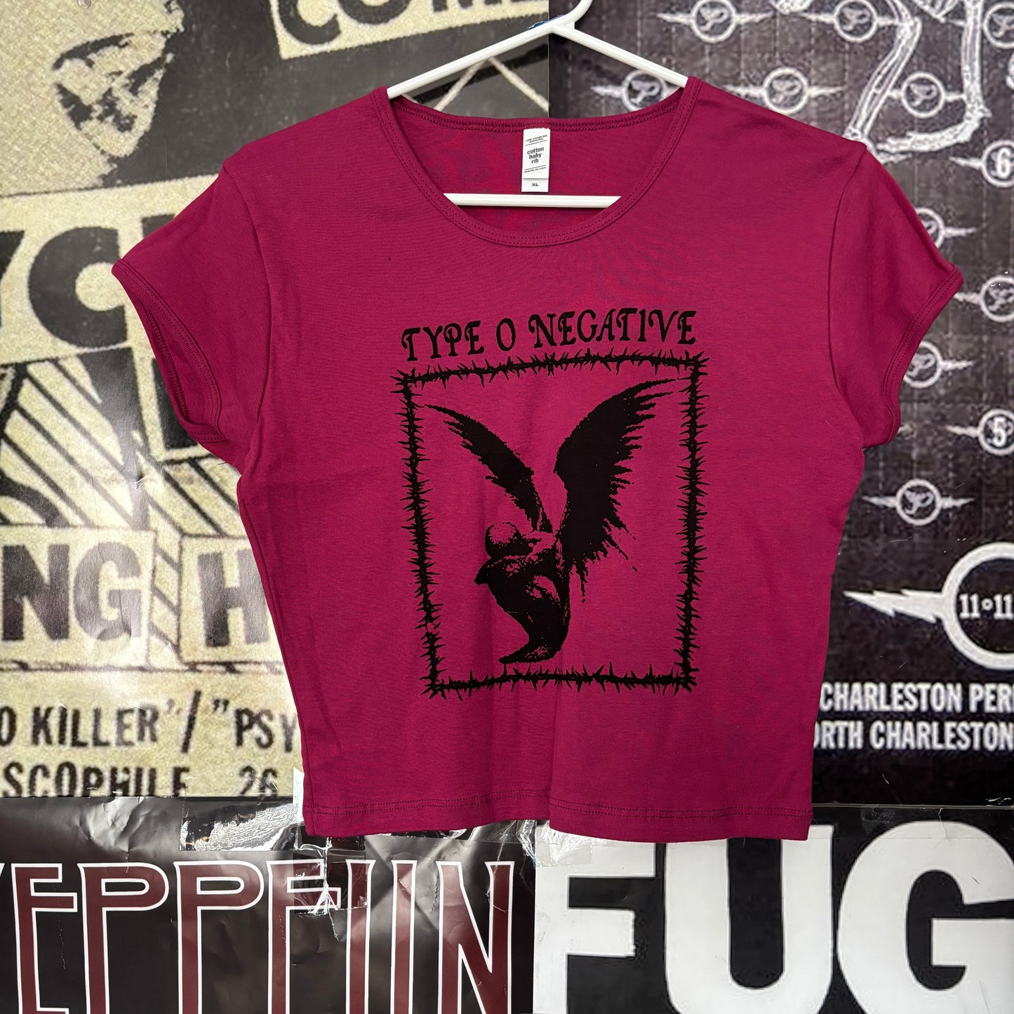TYPE ruby crop baby tee LAR/XL