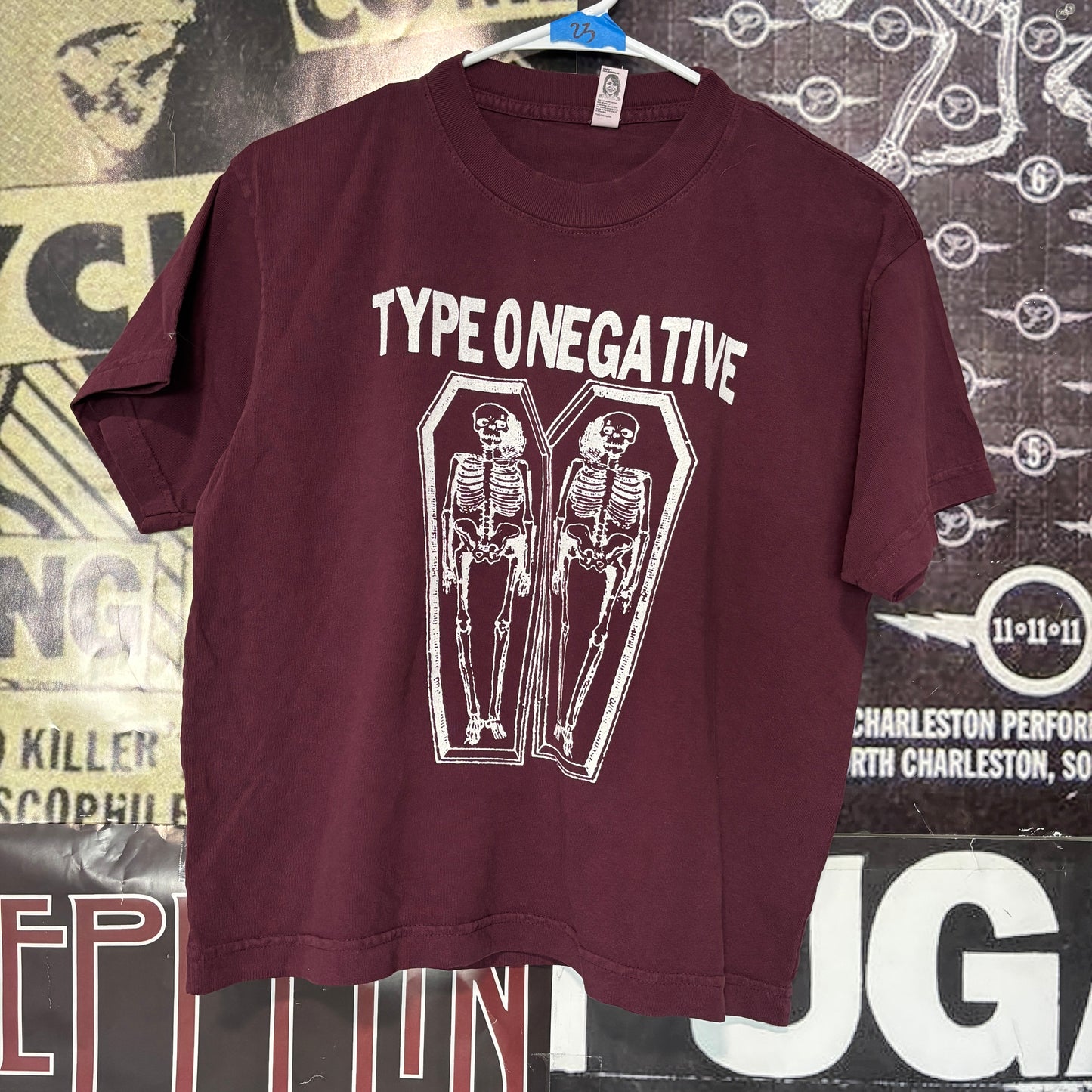 TYPE maroon boxy tee