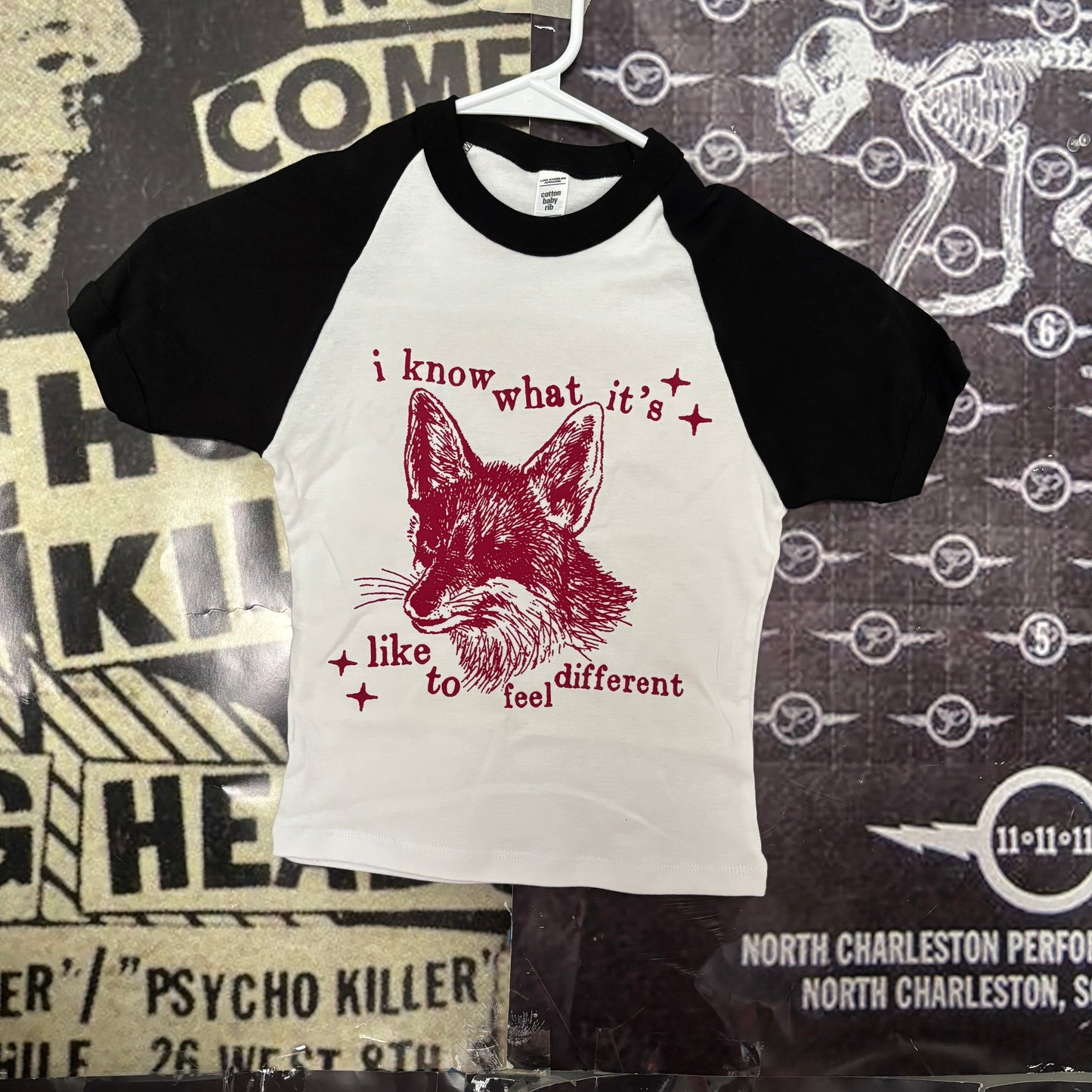 mr. fox black/red raglan baby tee XSMALL