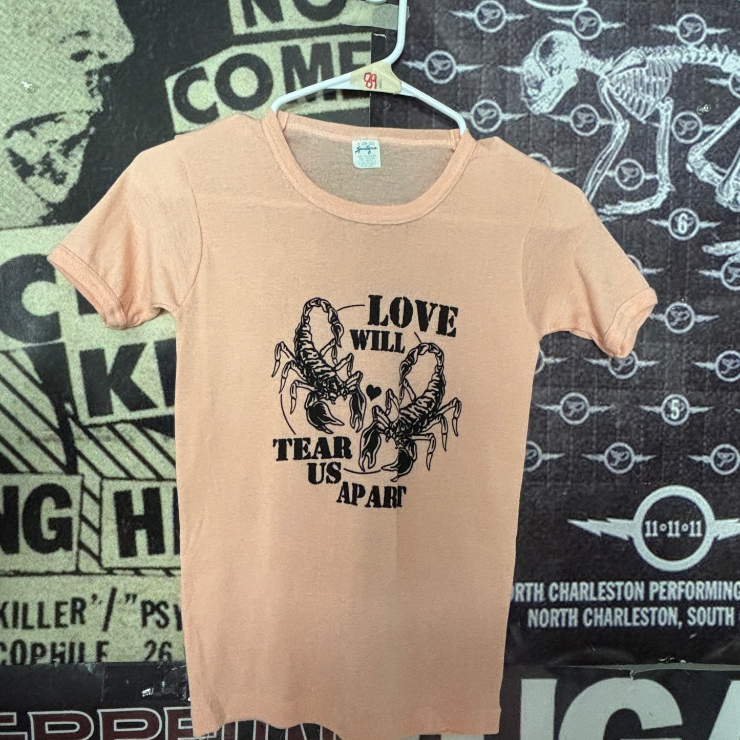 JOY DIVISION PEACH RINGER TEE MEDIUM
