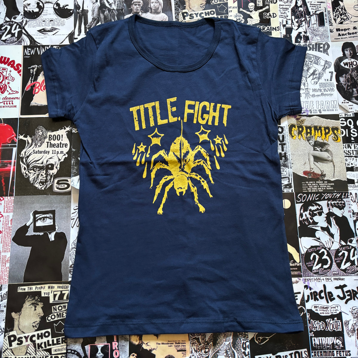 TITLE navy/yellow babydoll tee SM/MED