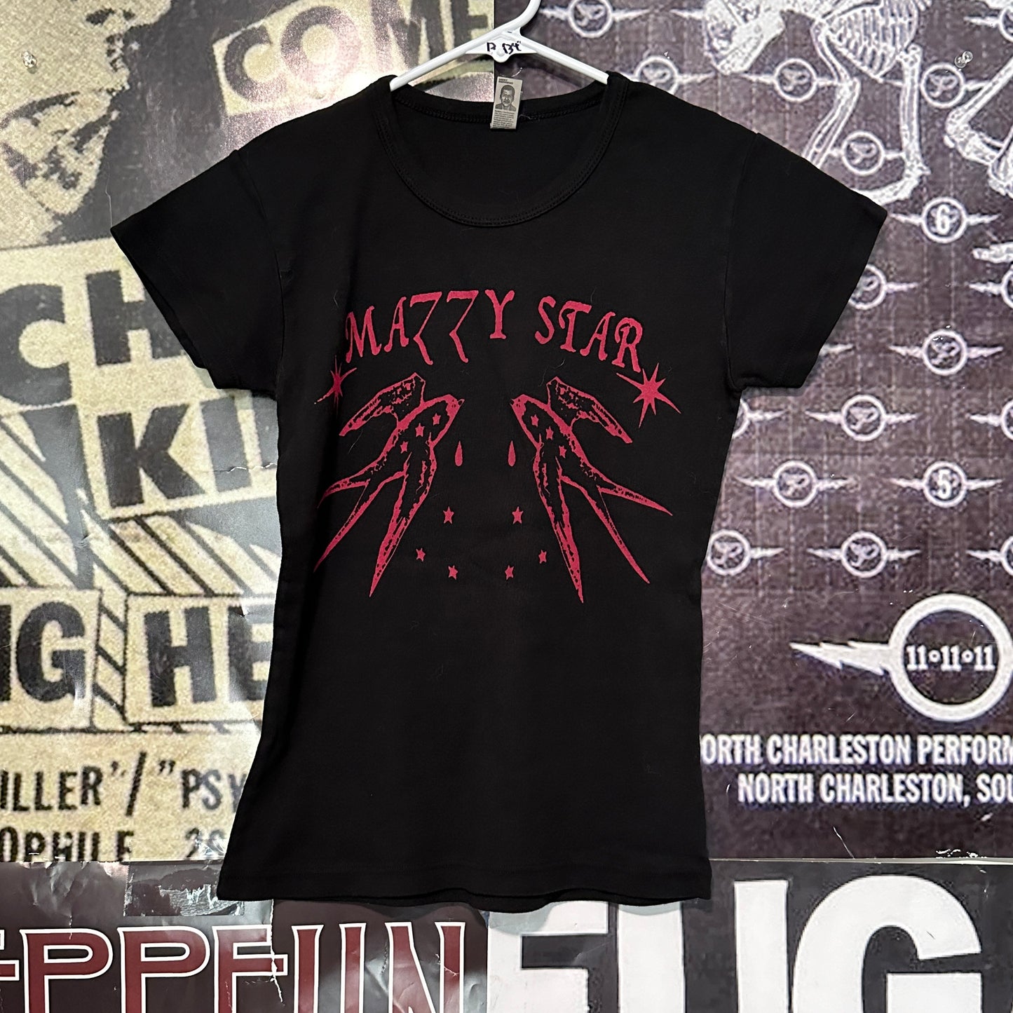 Mazzy star black/red baby doll tee