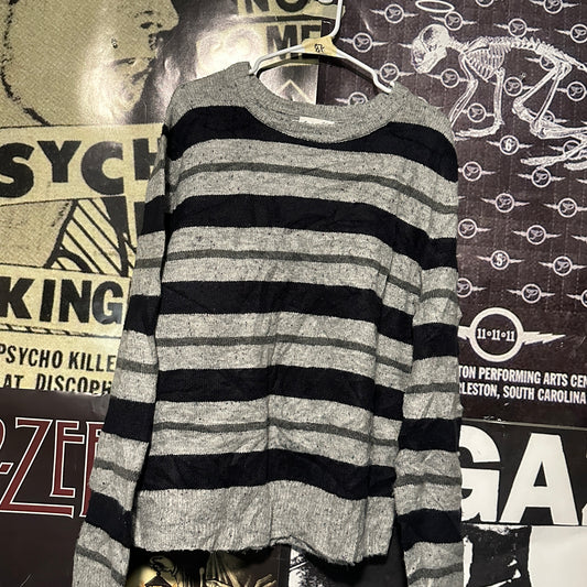 87 sweater LAR