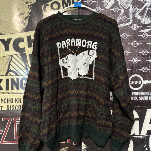 11 paramore sweater XL/XXL