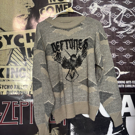 35 Deftones sweater MED