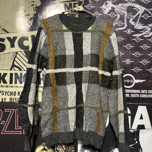 76 sweater LAR