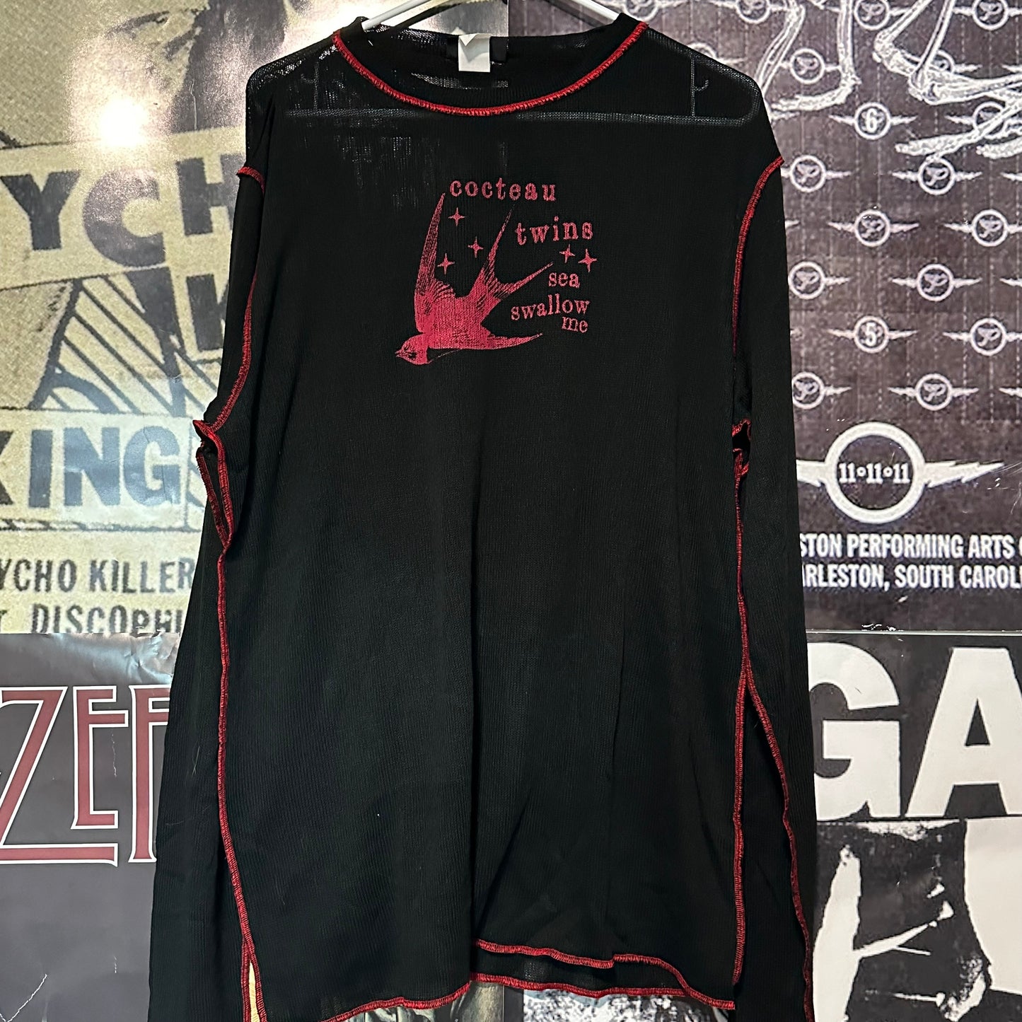 Cocteau twins black/red mesh long sleeve