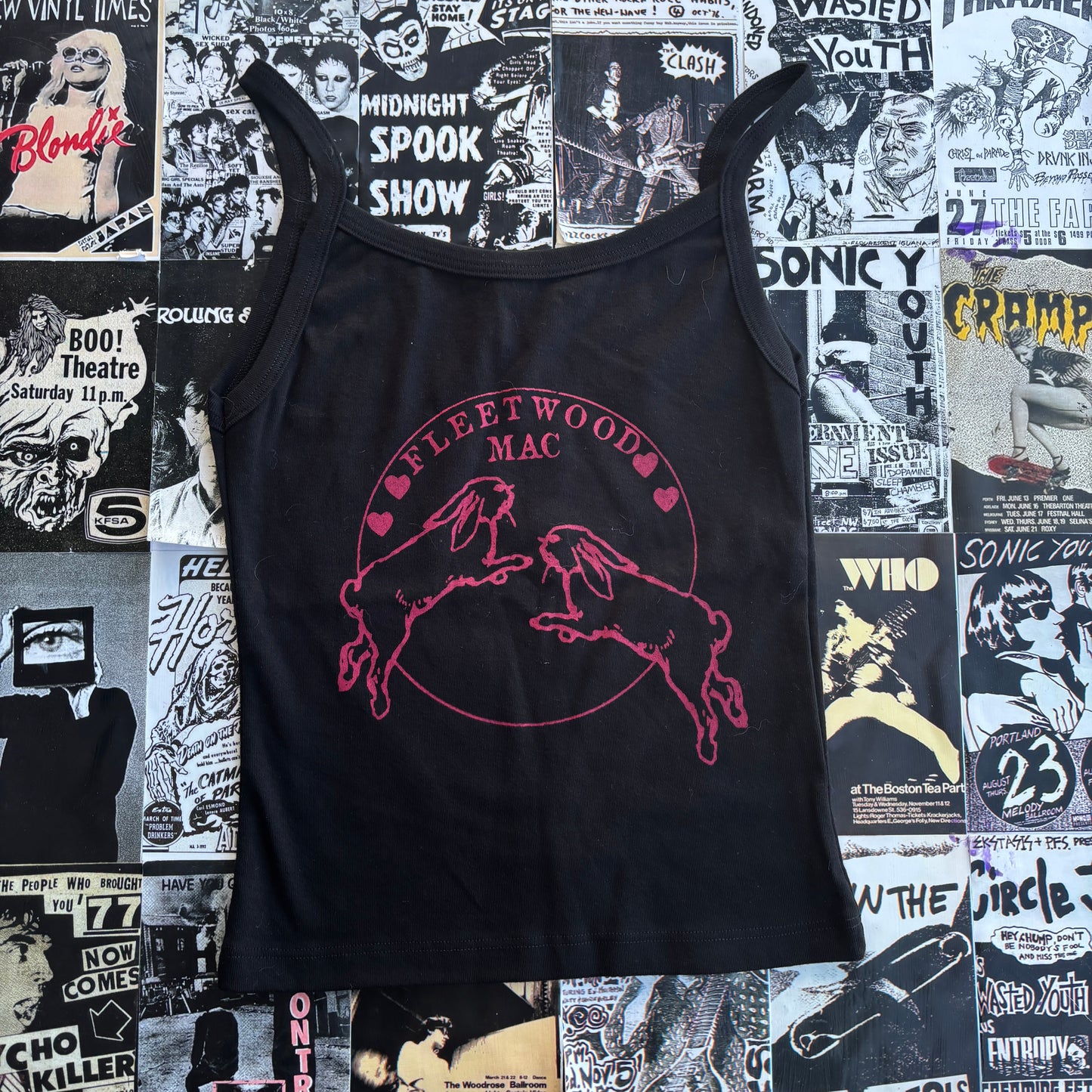 Fleetwood black/red tank SM/MED