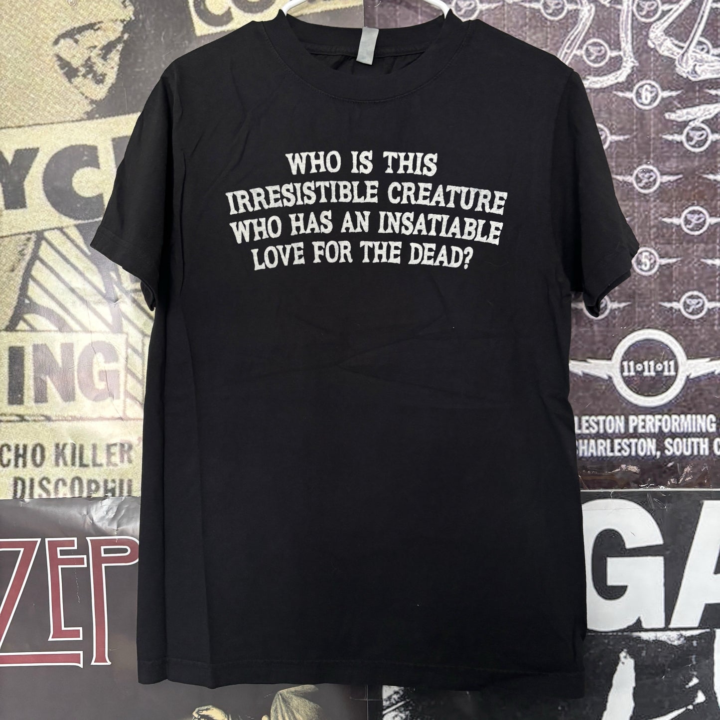 Living girl lyrics black full size tee