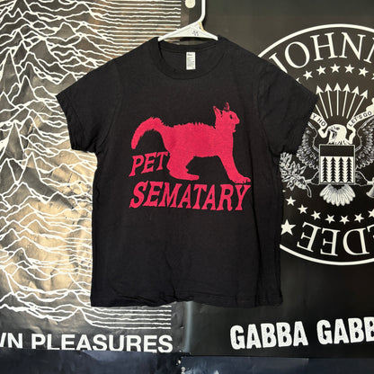 Pet sematary black/red petite tee