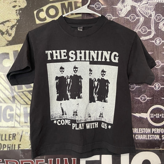 The shining black boxy tee