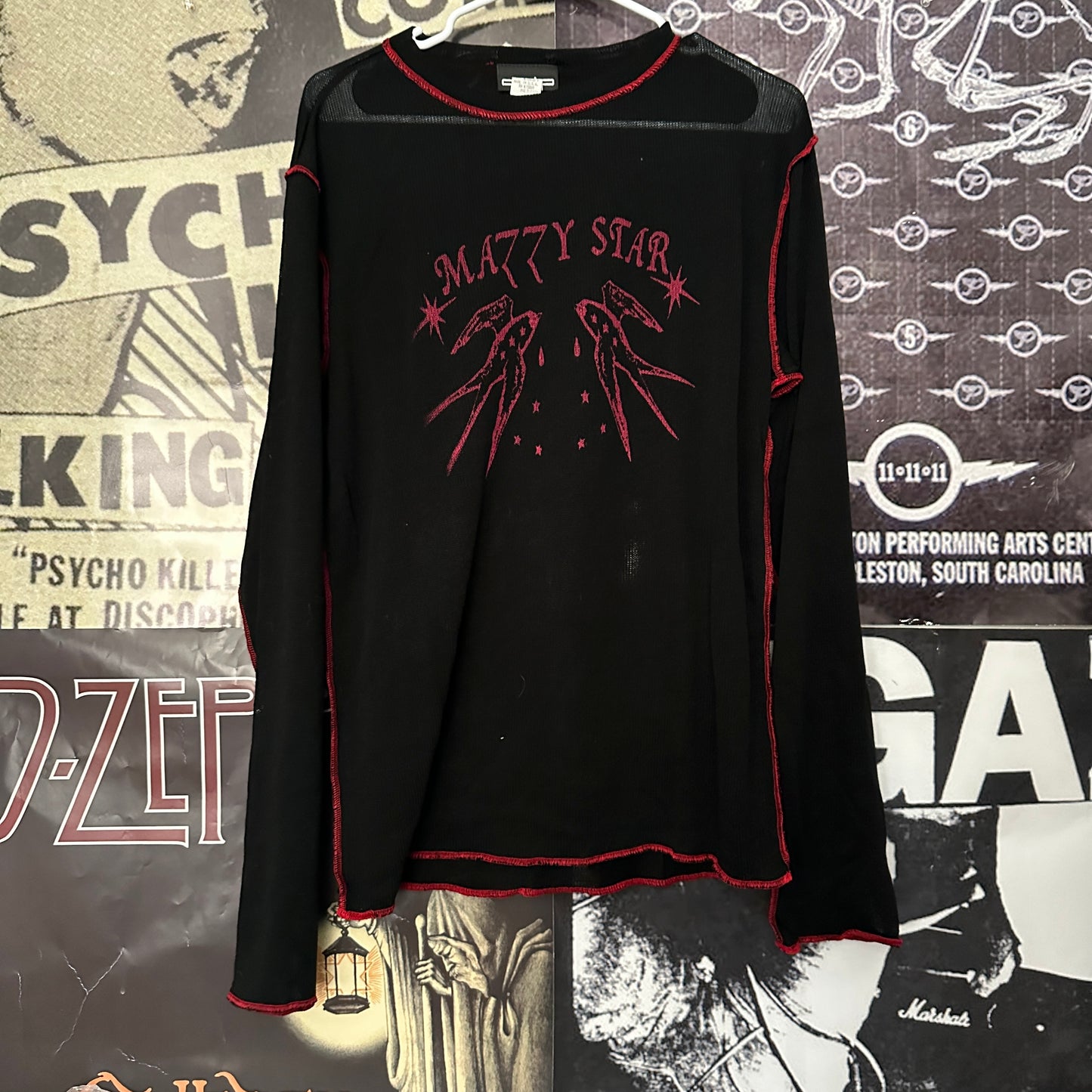 Mazzy star Black/red mesh long sleeve