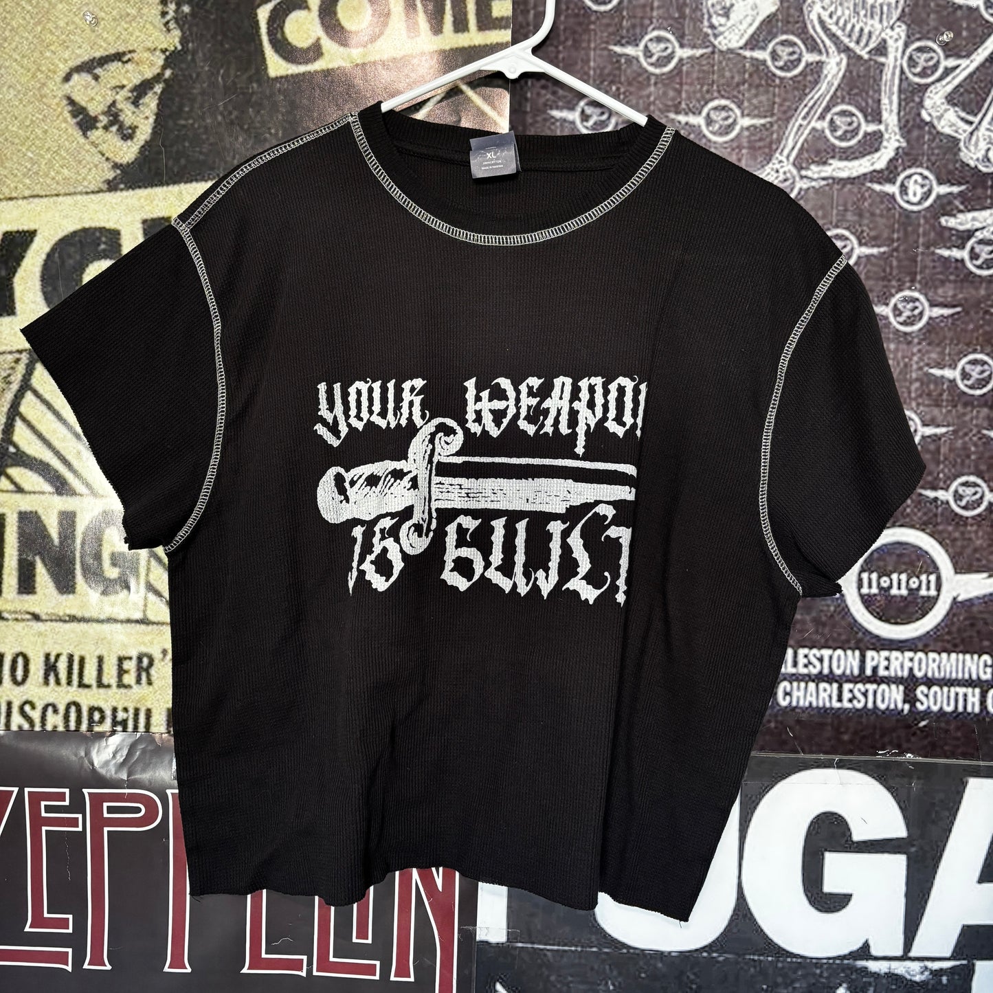 Guilt b&w thermal cut off t-shirt LAR/XL