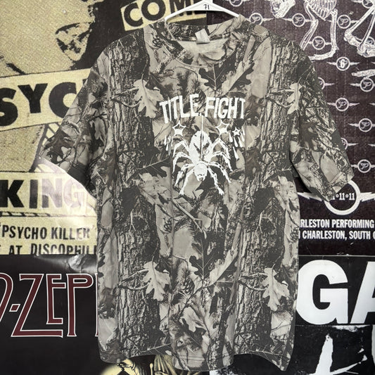 Title fight grey camo t-shirt