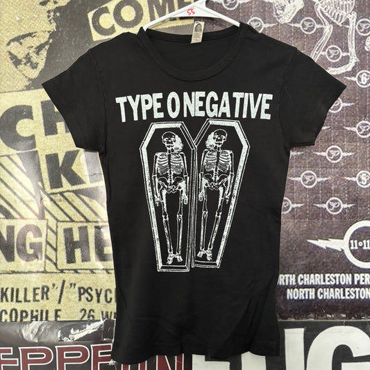 Type b&w babydoll tee