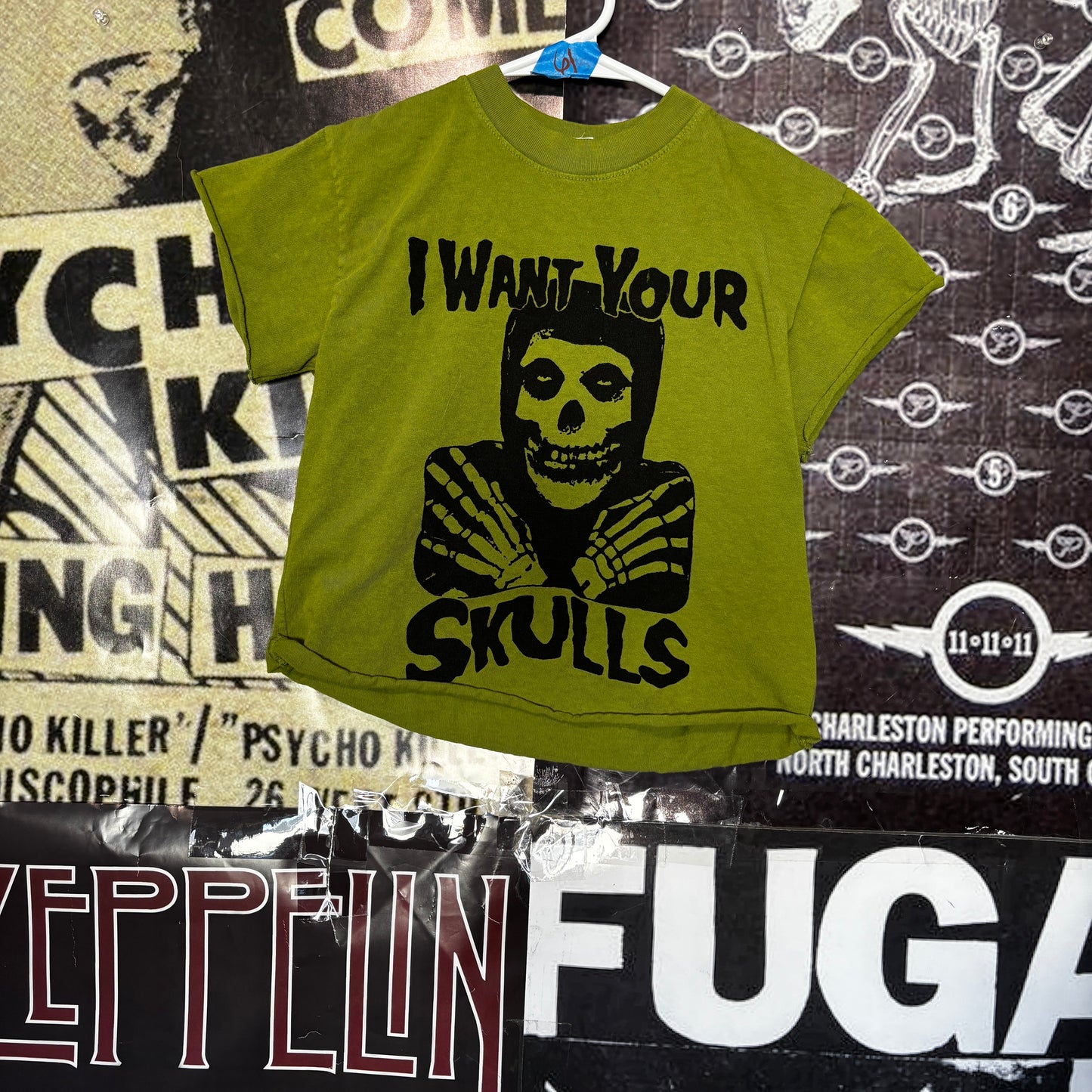 Misfits green cut off t-shirt XS