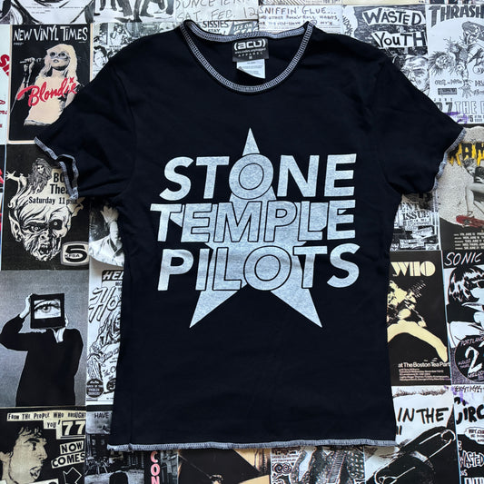 Stone temple black/white baby tee