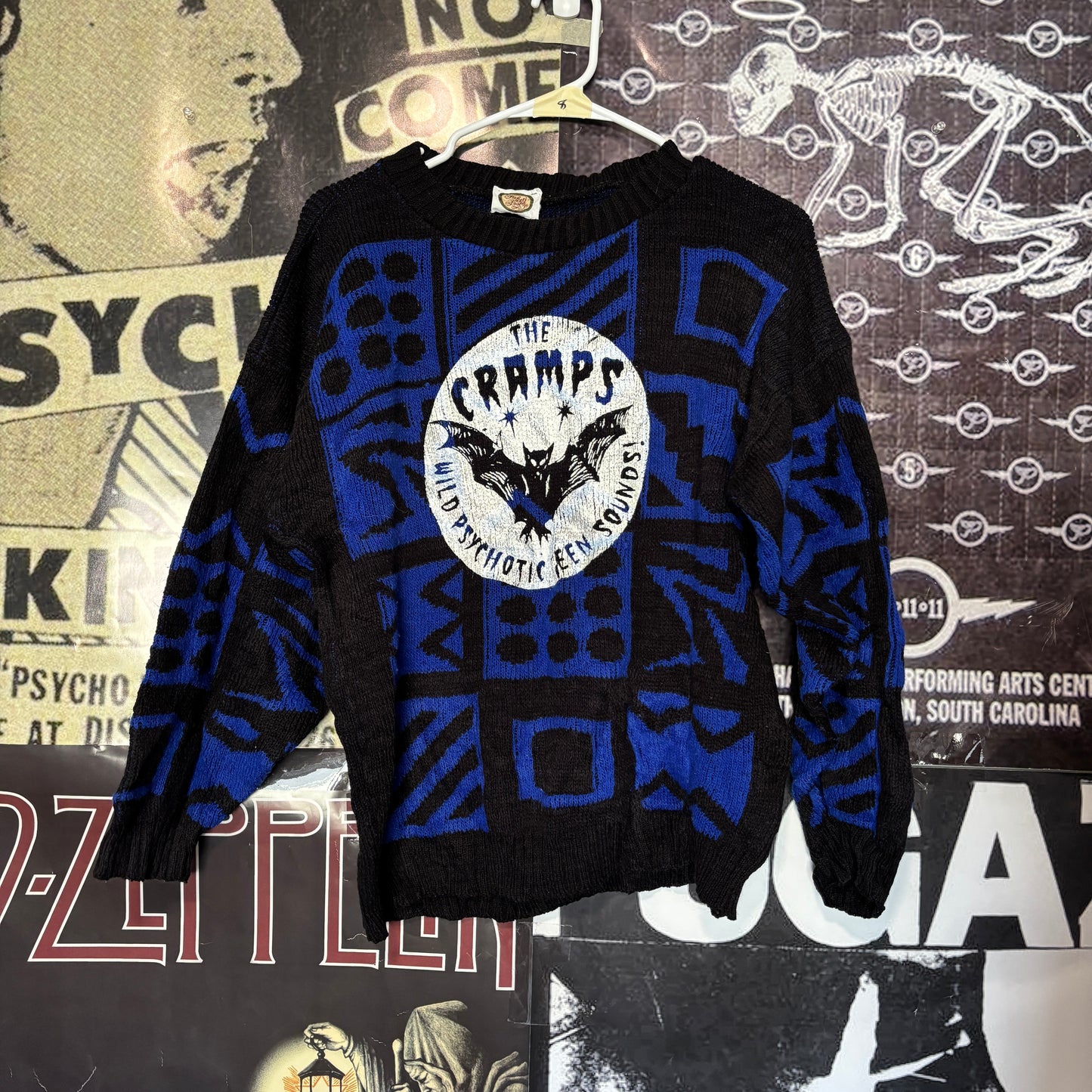 the cramps sweater SM/MED