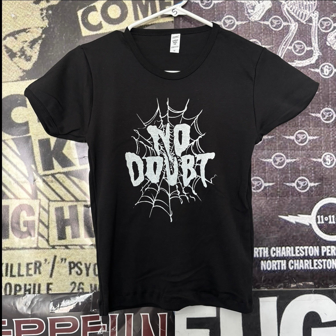 doubt black long baby tee