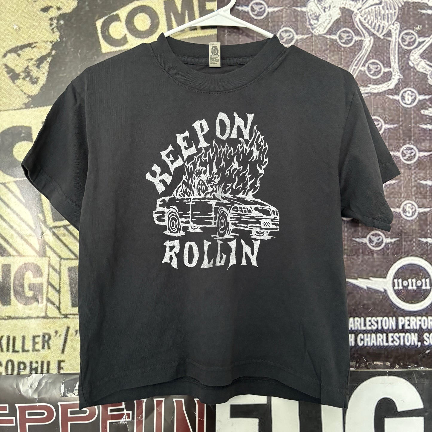 Rollin black boxy tee