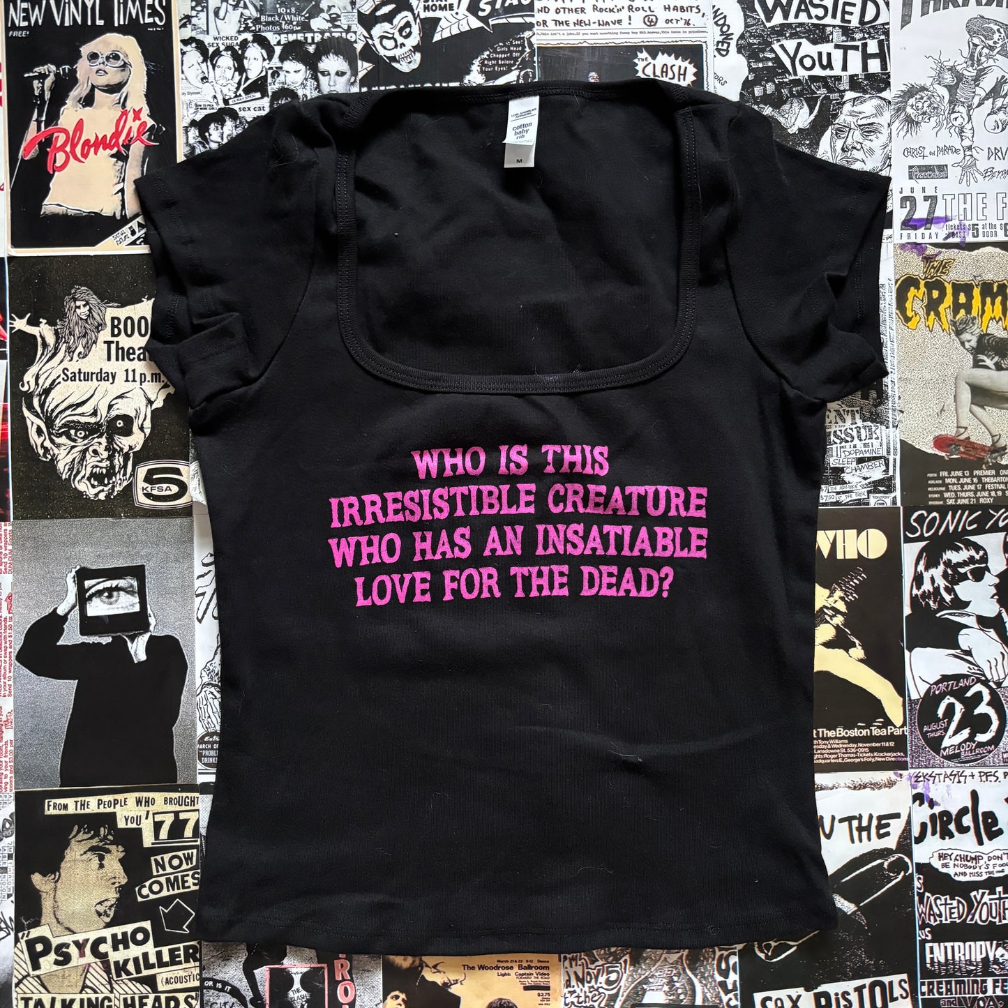 Living girl black/pink square neck baby tee