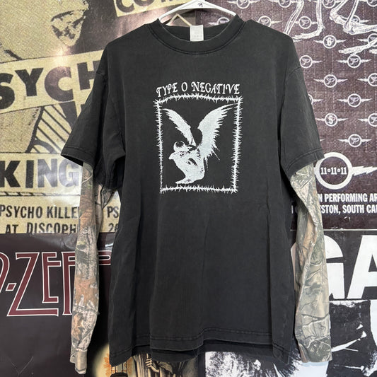 Type o negative camo/black long sleeve (PREORDER)