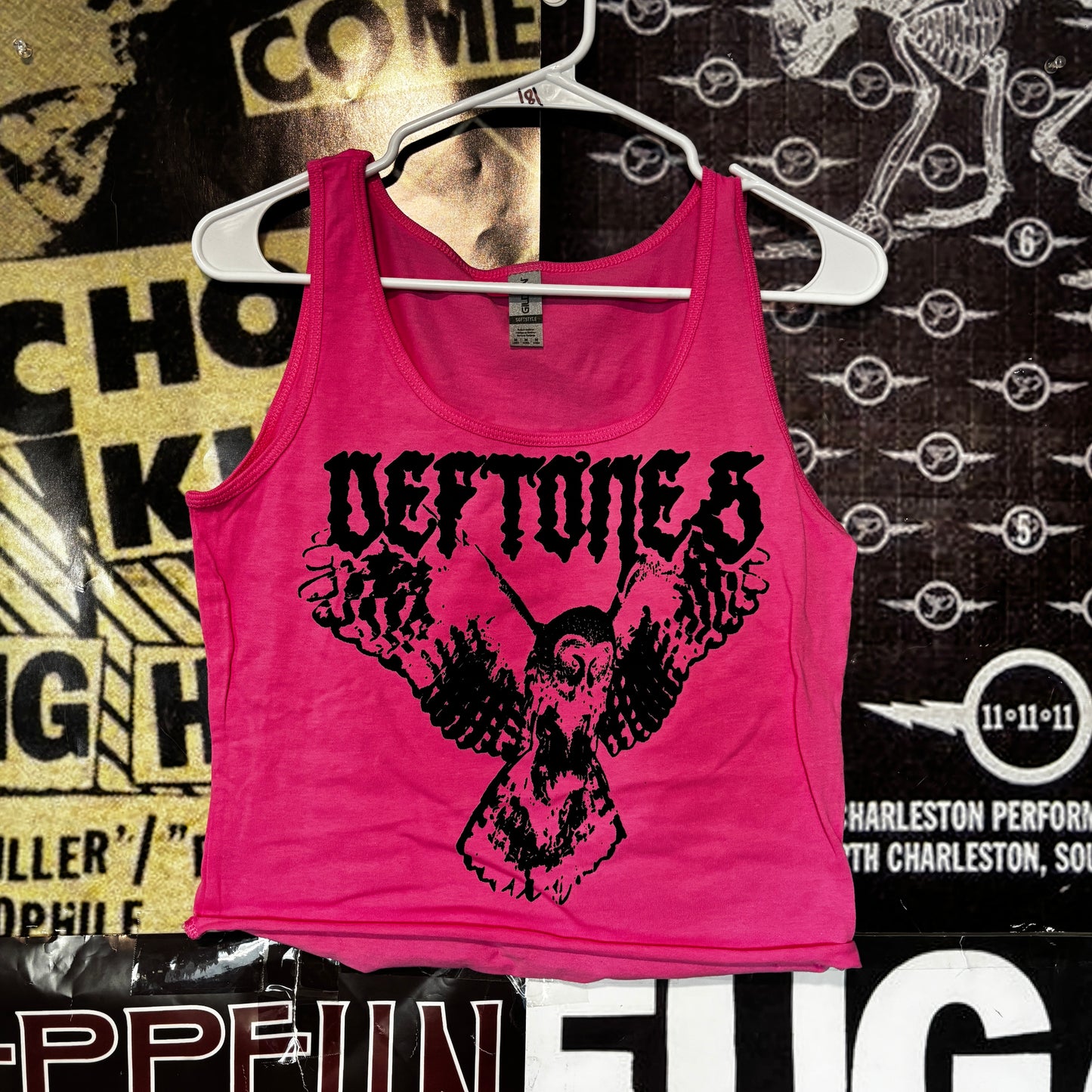deftones pink cropped tank